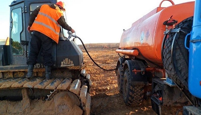 Медведев подписал распоряжение о компенсации аграриям на топливо